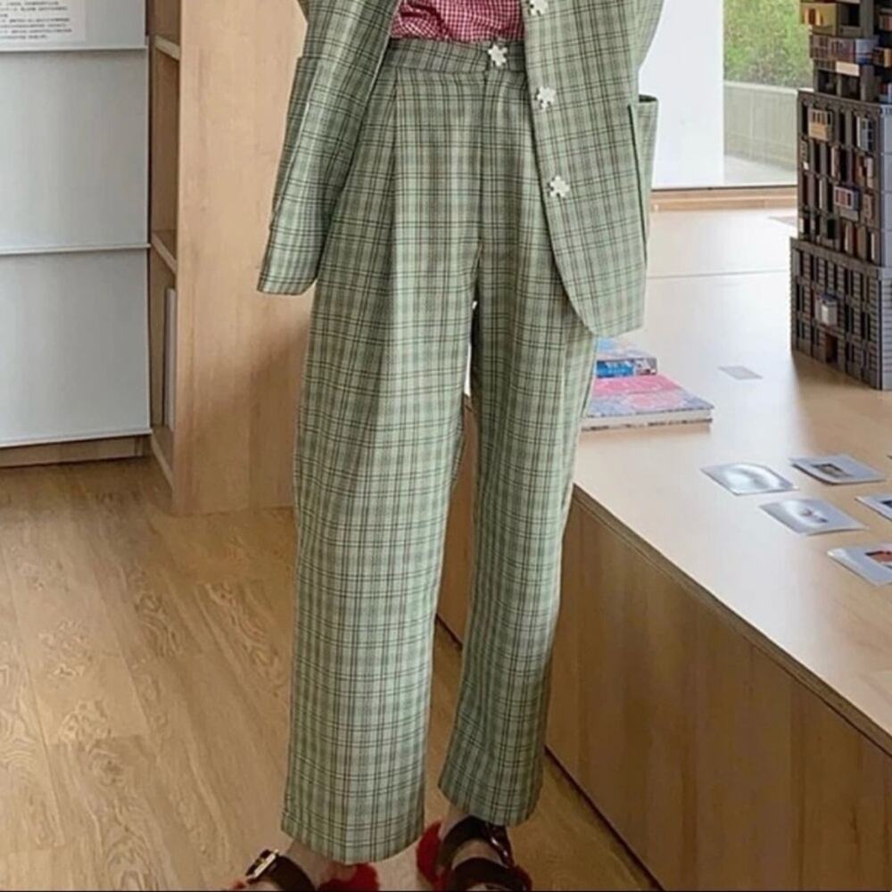 NWT 310 Mood Everyday Cropped Checkered Trouser Pants (size S)